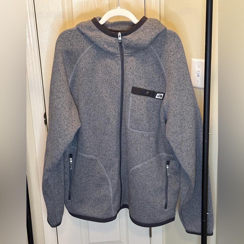 The North Face men’s zip up hoodie XL